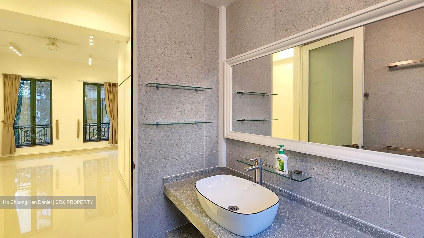 Pebble Bay (D15), Condominium #632507301